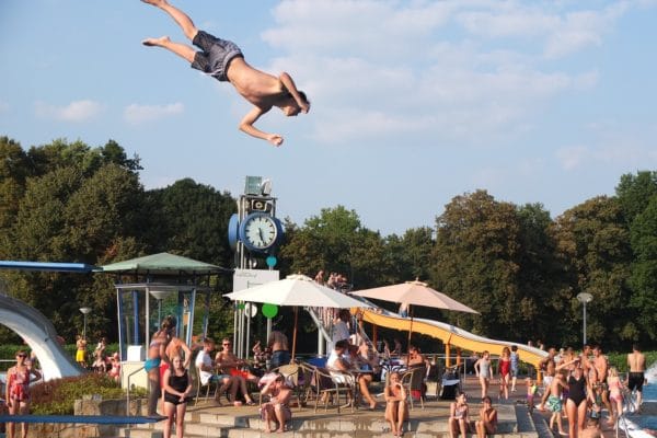 Freibad Sprungturm